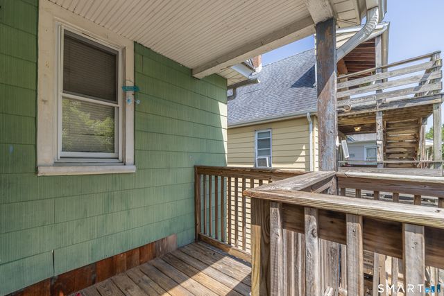793 Brewster Street 2nd Floor, Bridgeport, CT 06605