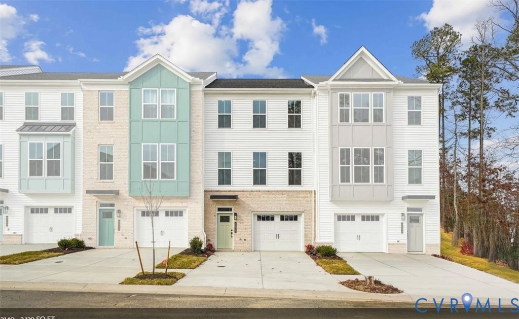 6917 Sunset Oasis Ln, Midlothian, VA 23112