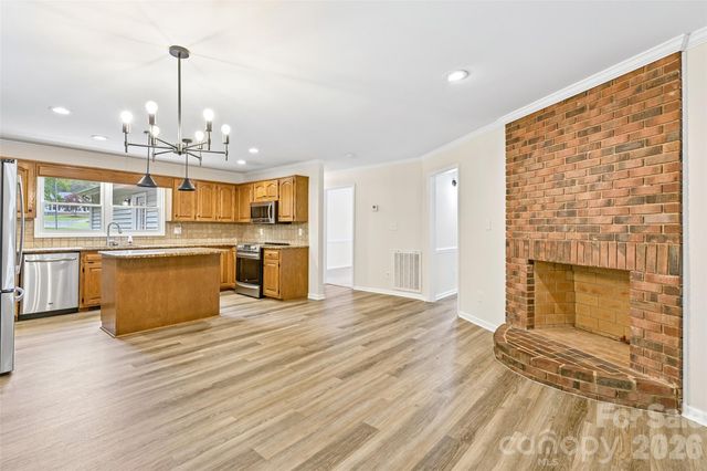 561 Briarwood Lane, Lancaster, SC 29720