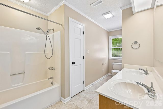 561 Briarwood Lane, Lancaster, SC 29720