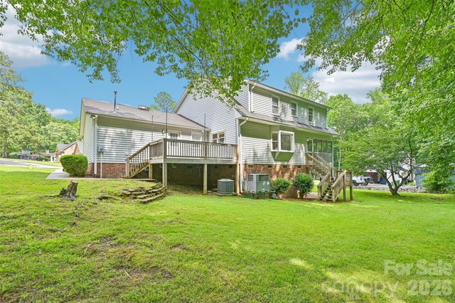 561 Briarwood Lane, Lancaster, SC 29720