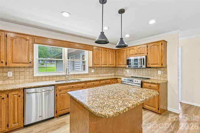 561 Briarwood Lane, Lancaster, SC 29720