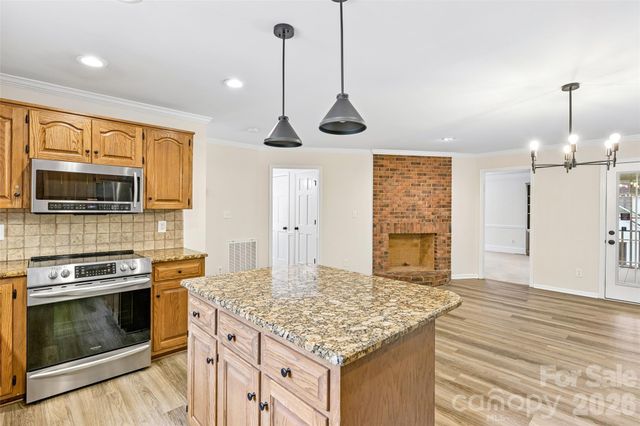 561 Briarwood Lane, Lancaster, SC 29720