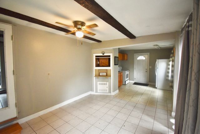 67 Andover St, Peabody, MA 01960