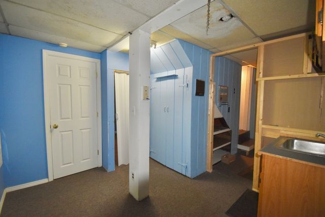 67 Andover St, Peabody, MA 01960