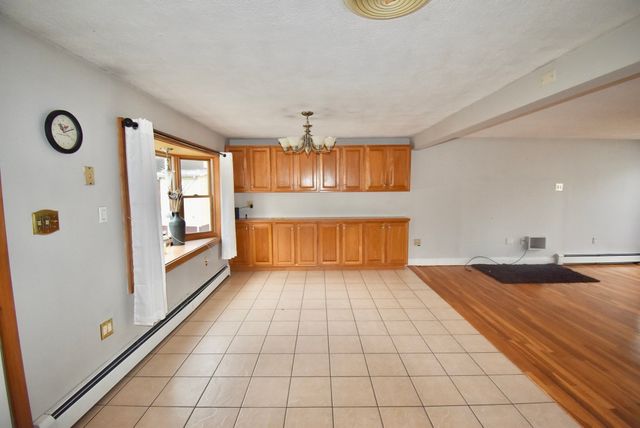 67 Andover St, Peabody, MA 01960