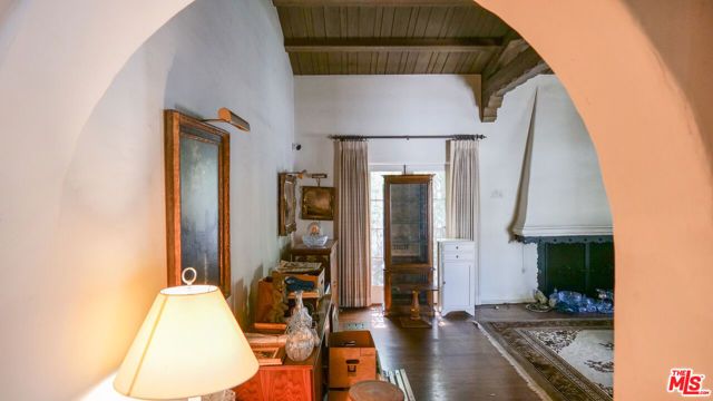 110 N Elm Drive, Beverly Hills, CA 90210