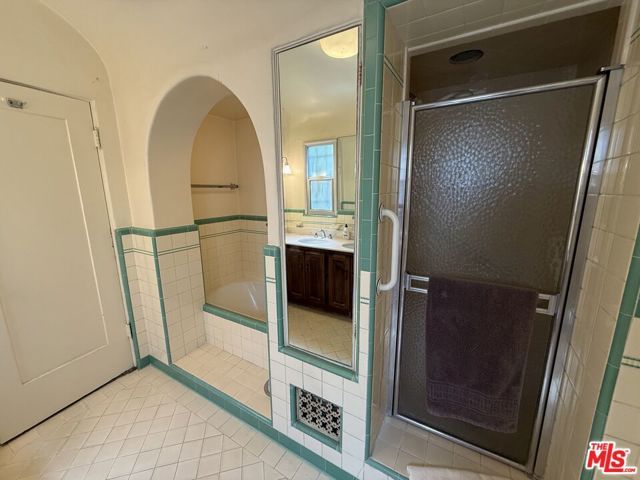 110 N Elm Drive, Beverly Hills, CA 90210