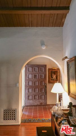 110 N Elm Drive, Beverly Hills, CA 90210