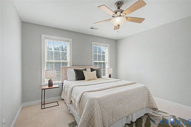 9366 Summer Oak Dr, Mechanicsville, VA 23116