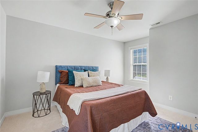 9366 Summer Oak Dr, Mechanicsville, VA 23116