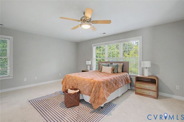 9366 Summer Oak Dr, Mechanicsville, VA 23116