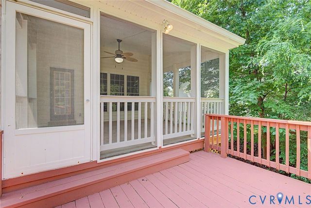 9366 Summer Oak Dr, Mechanicsville, VA 23116