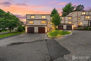 53 Ellen Heath Drive, Old Bridge, NJ 07747