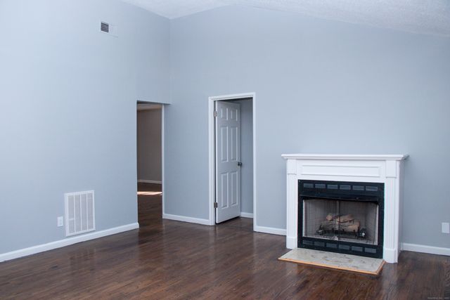 98 KAYE VUE Drive, Hamden, CT 06514