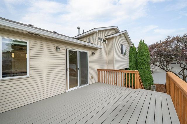 2007 N Aladdin Rd, Liberty Lake, WA 99016