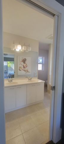 12555 SW 7th Place, Davie, FL 33325