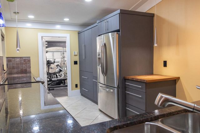 12555 SW 7th Place, Davie, FL 33325