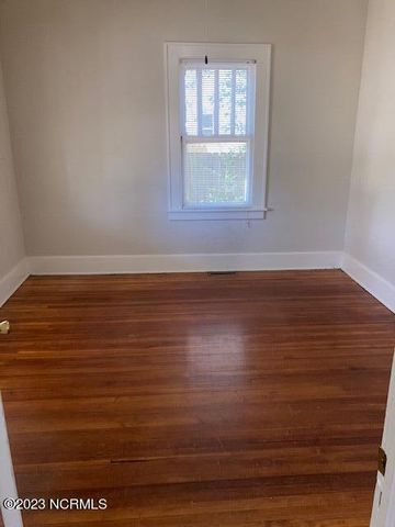 400 S Library Street, Greenville, NC 27858