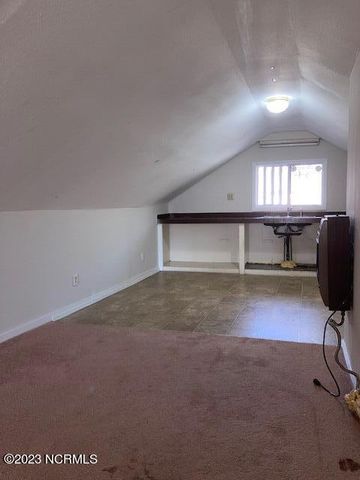 400 S Library Street, Greenville, NC 27858