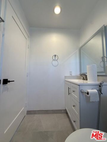 9004 Gothic Avenue, North Hills, CA 91343