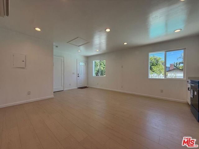 9004 Gothic Avenue, North Hills, CA 91343