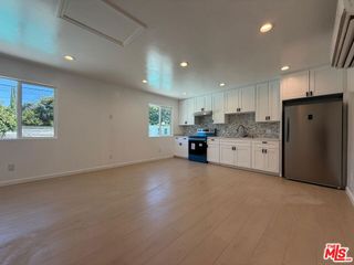 9004 Gothic Avenue, North Hills, CA 91343