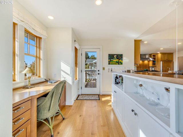 597 N MARION Ave, Gearhart, OR 97138