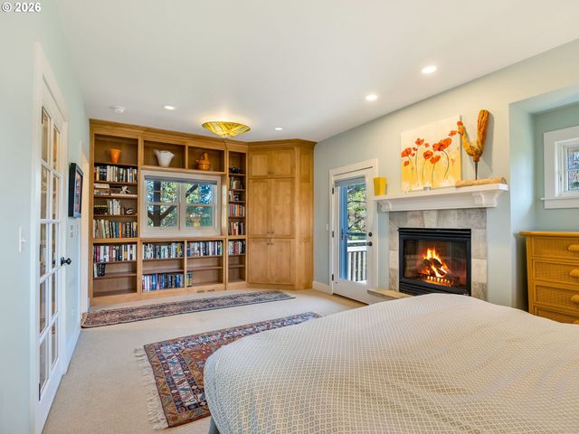 597 N MARION Ave, Gearhart, OR 97138