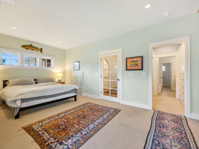 597 N MARION Ave, Gearhart, OR 97138