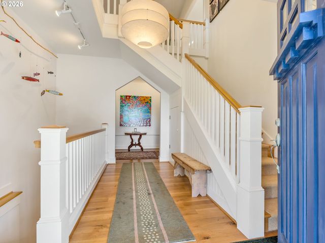 597 N MARION Ave, Gearhart, OR 97138