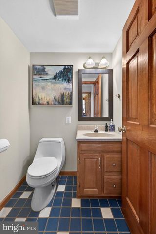 95 10TH ST, Marlton, NJ 08053