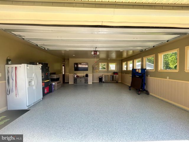 95 10TH ST, Marlton, NJ 08053