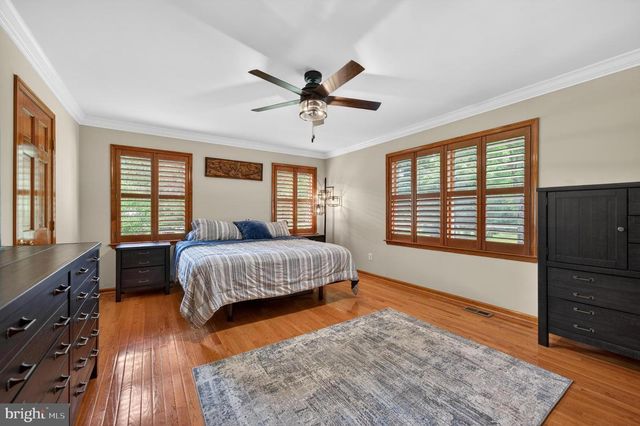 95 10TH ST, Marlton, NJ 08053