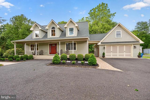 95 10TH ST, Marlton, NJ 08053