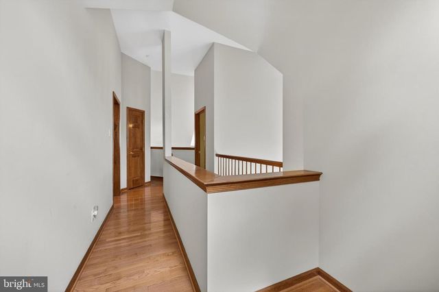 95 10TH ST, Marlton, NJ 08053