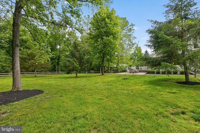 95 10TH ST, Marlton, NJ 08053