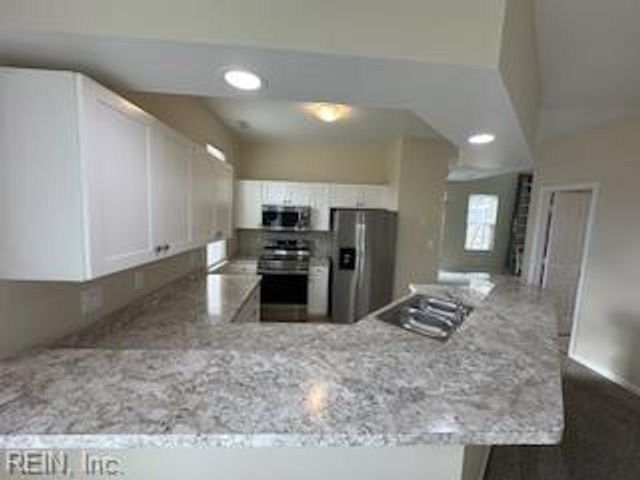 1501 Tallwood CIR, Chesapeake, VA 23320