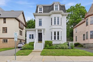 4 Lombard St 2, Boston, MA 02124