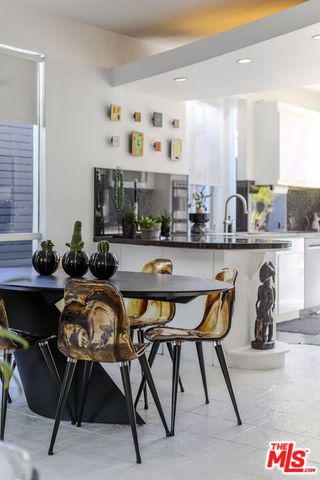 8752 Rangely Avenue, West Hollywood, CA 90048