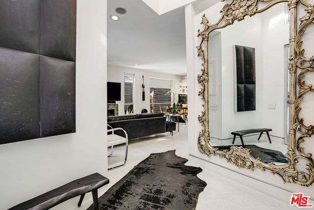 8752 Rangely Avenue, West Hollywood, CA 90048