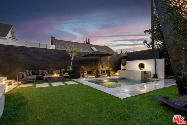 8752 Rangely Avenue, West Hollywood, CA 90048