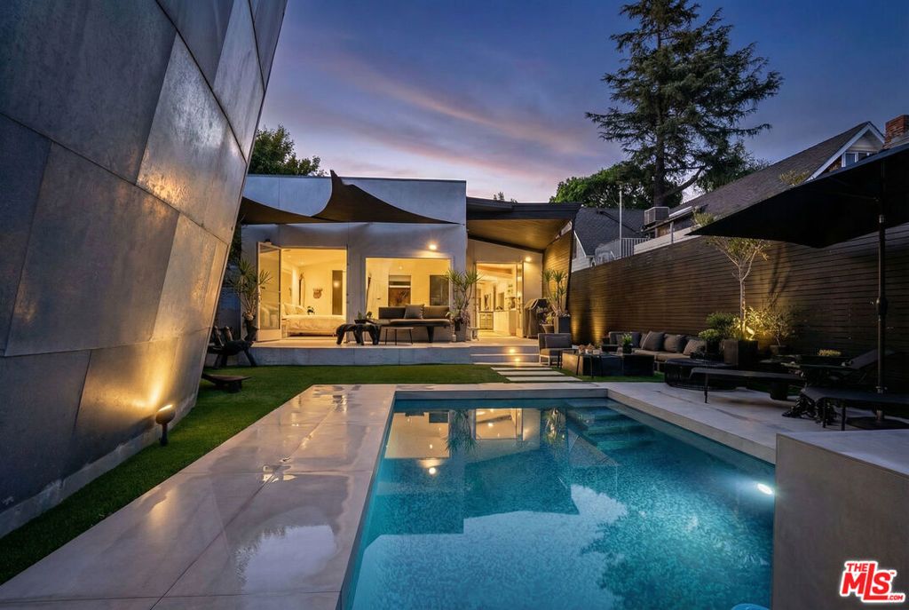 8752 Rangely Avenue, West Hollywood, CA 90048