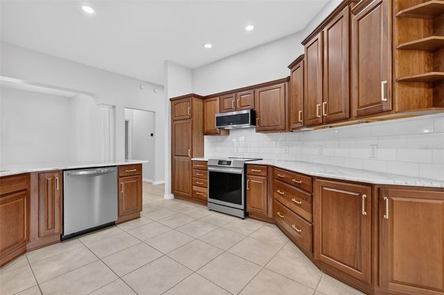 1868 DORIC AVENUE, The Villages, FL 32162