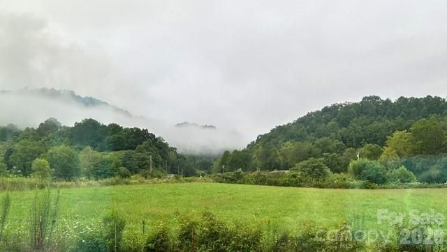 31 Clear Creek Lane, Waynesville, NC 28785
