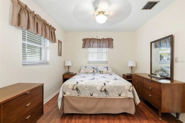 12400 PARK BOULEVARD 521, Seminole, FL 33772