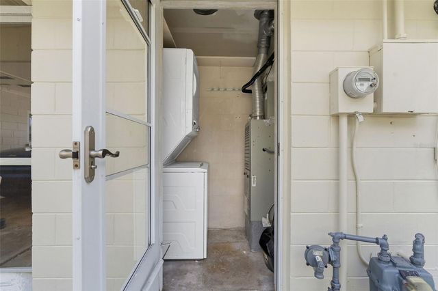 12400 PARK BOULEVARD 521, Seminole, FL 33772