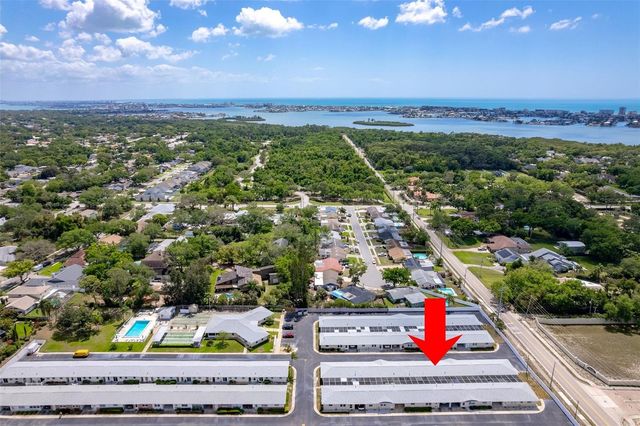 12400 PARK BOULEVARD 521, Seminole, FL 33772