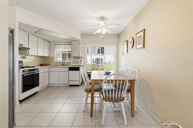 12400 PARK BOULEVARD 521, Seminole, FL 33772