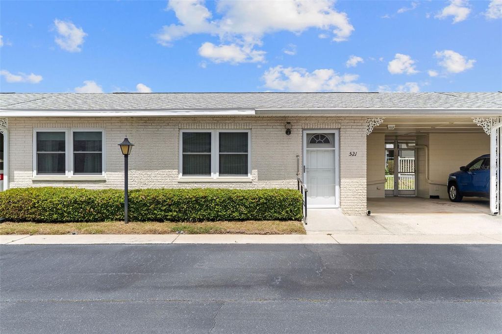 12400 PARK BOULEVARD 521, Seminole, FL 33772
